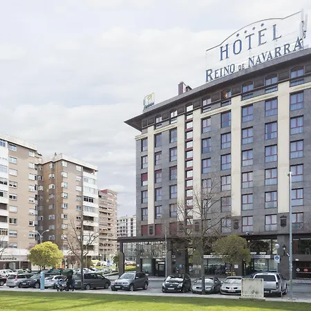 Occidental Pamplona-2